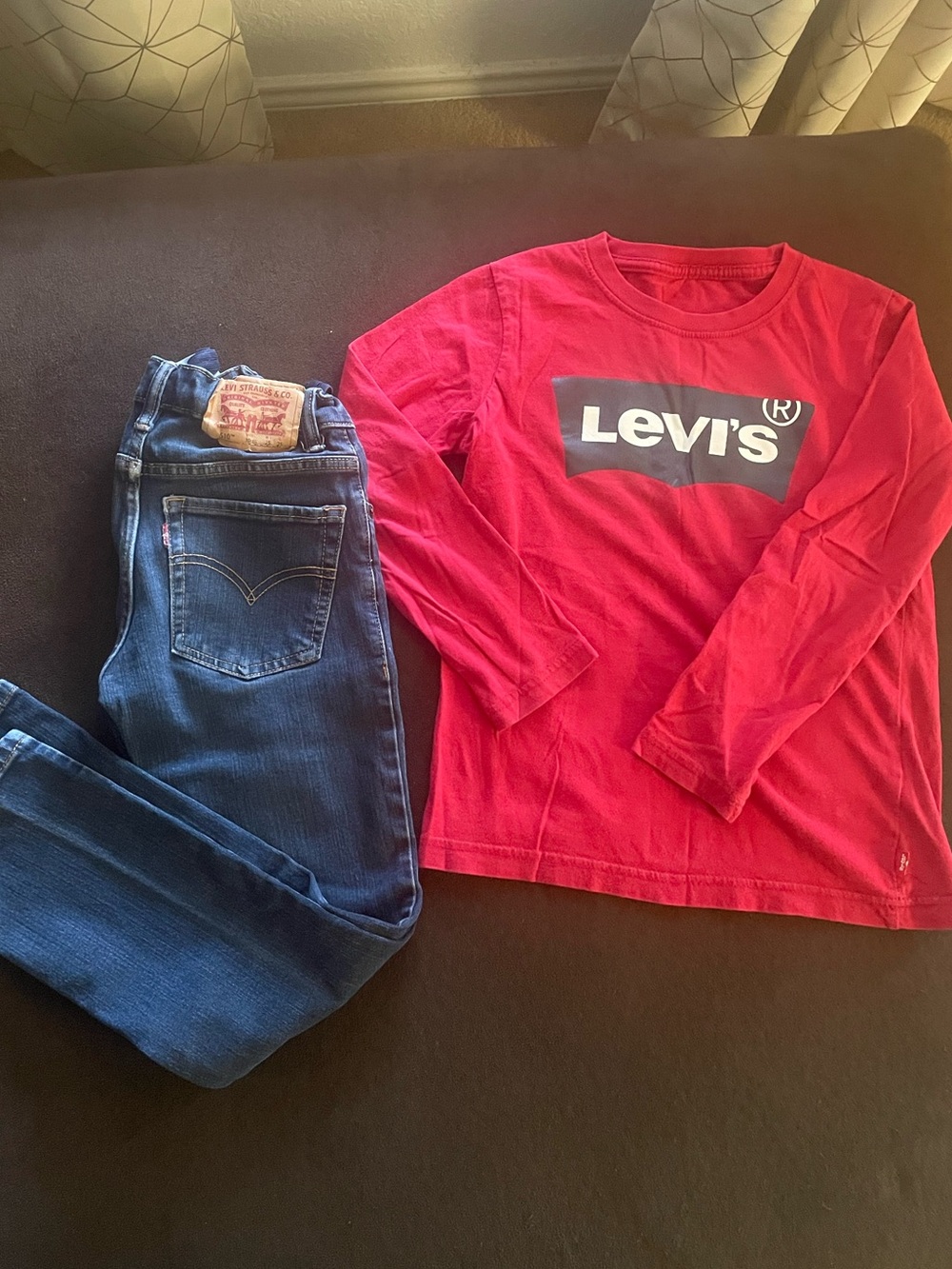 Levi's Bundle Kids 10T - Jeans and Long-Sleeve Logo Tee